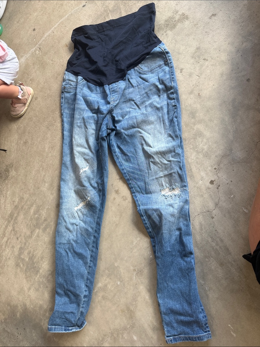 Liz Lange Light Blue Skinny Maternity Jeans with Black Waistband